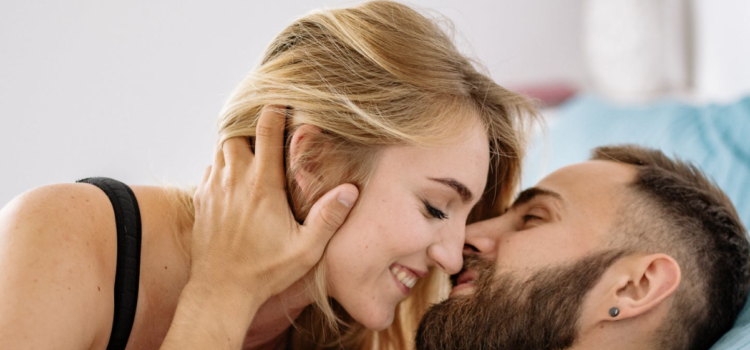 How Often Should Married Couples Strive To Have Sex To Be Happy